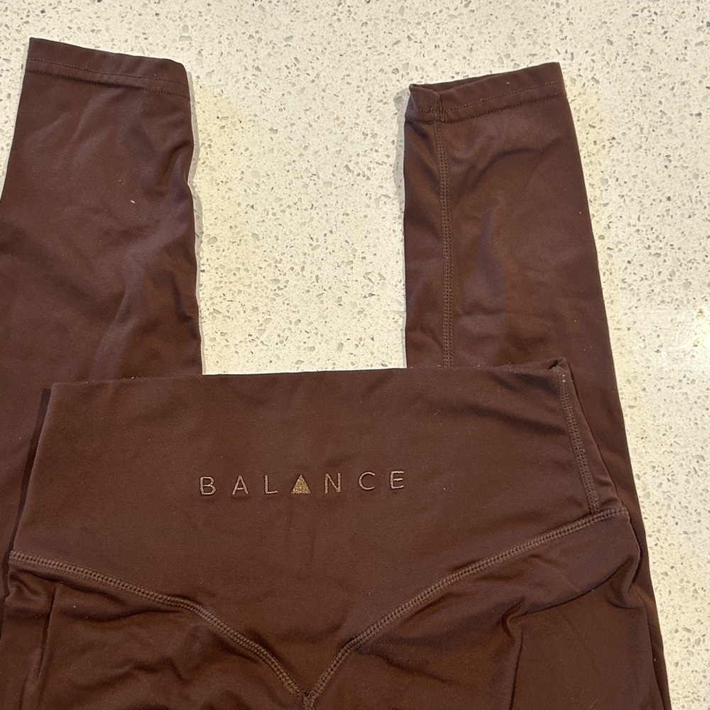 Brown balance athletica/vitality size small